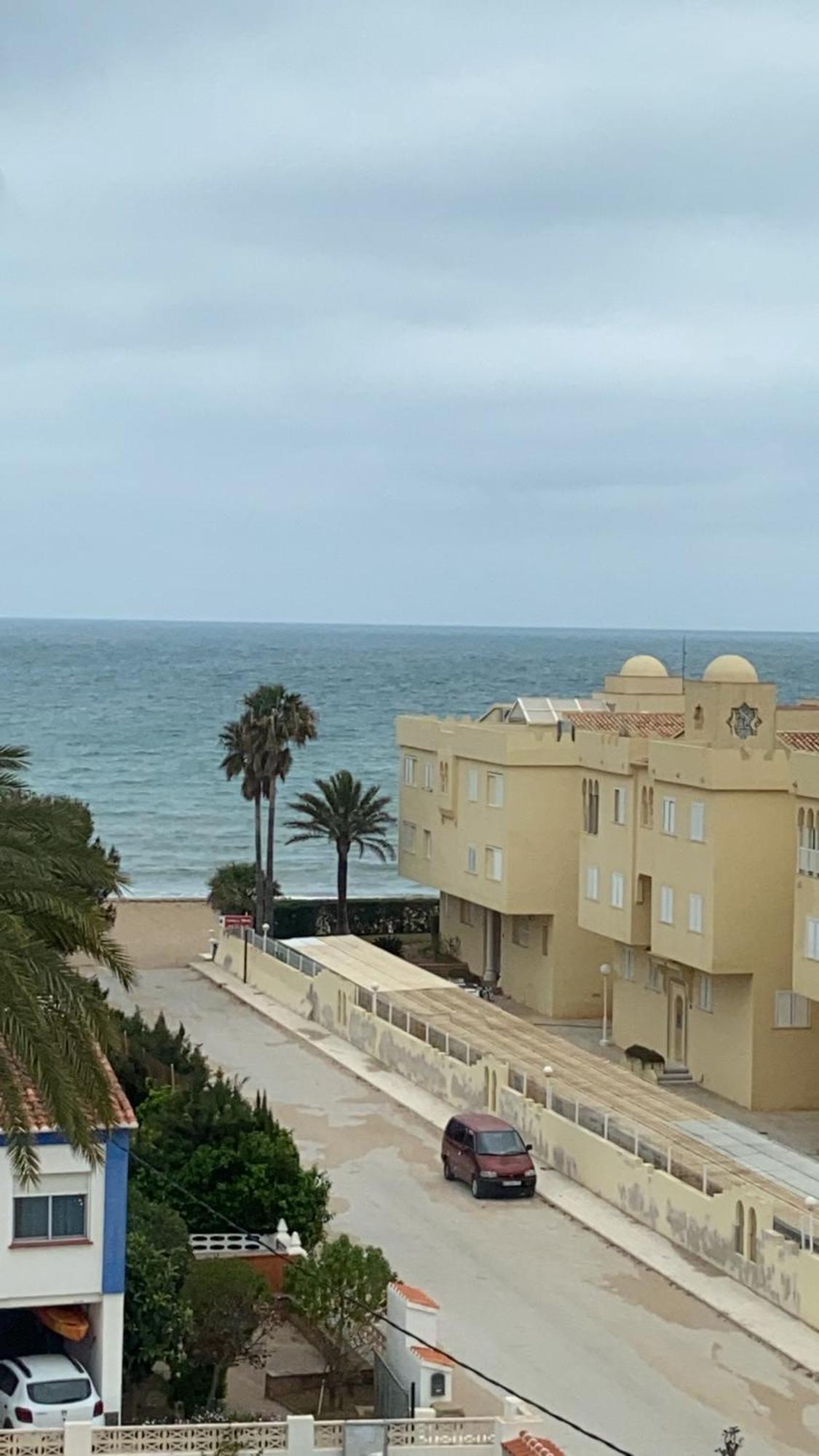 Vistas Al Mar Playa De Los Bovetes Денія Екстер'єр фото